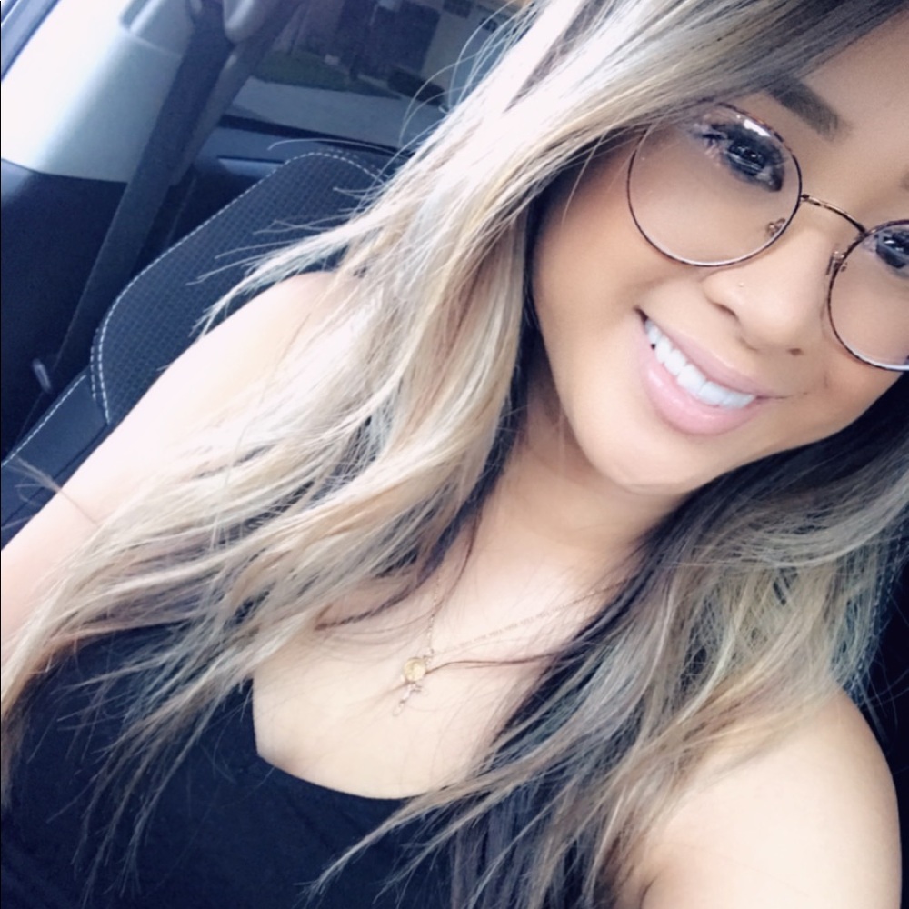 Meet your Posher, Linds